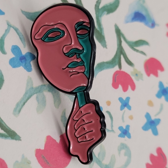 Pop Art Dramatic Mask Enamel Pin - Picture 9 of 10
